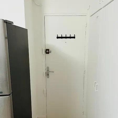 Logement A Proximite De Montmartre Daire Paris