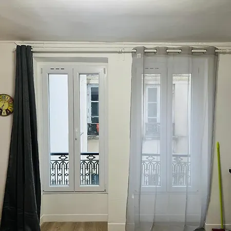 Logement A Proximite De Montmartre Paris