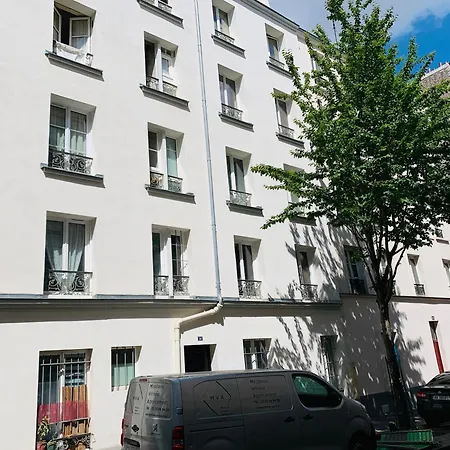 Logement A Proximite De Montmartre * Paris